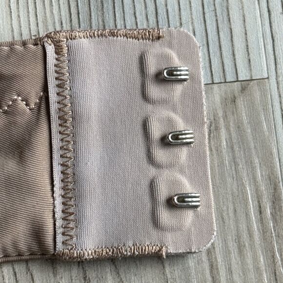 Cuup “The Triangle” Underwire Mocha Brown Three Clasp Bra - Size 38F - Picture 6 of 9